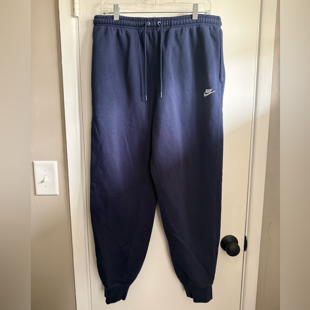 Nike Men's Navy Sweatpants Joggers, Size Large